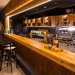 Hotel D1
