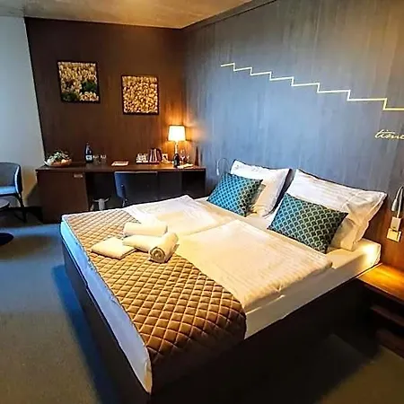 Hotel D1 4*