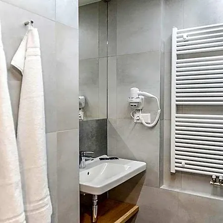 Hotel D1 4*